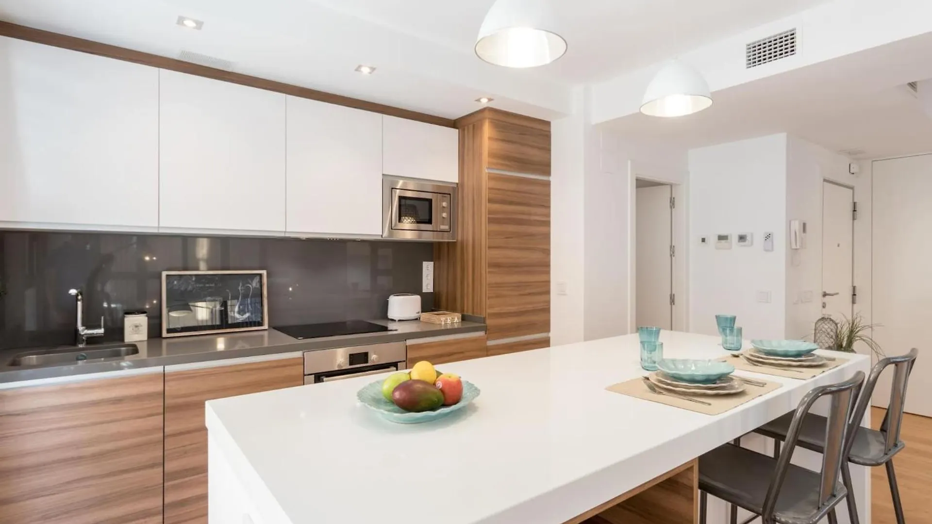 Chezmoihomes Plaza Nueva Luxury Granada 0*,