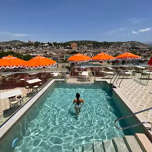 מלון Barcelo Carmen, גרנדה